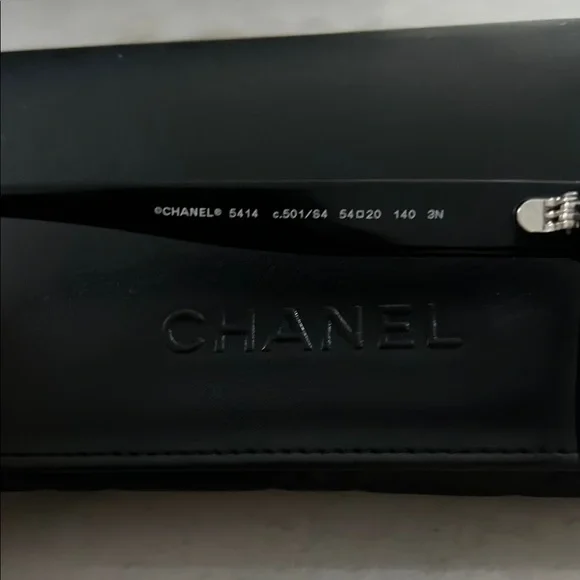 Chanel Black Sunglasses - Picture 5 of 7